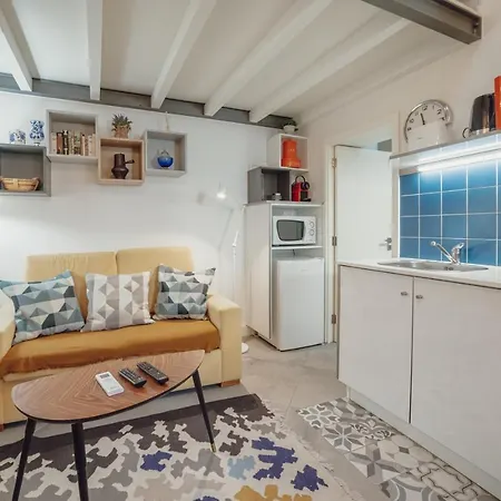 Apartment Mezzanine Stylish By Vacationy *