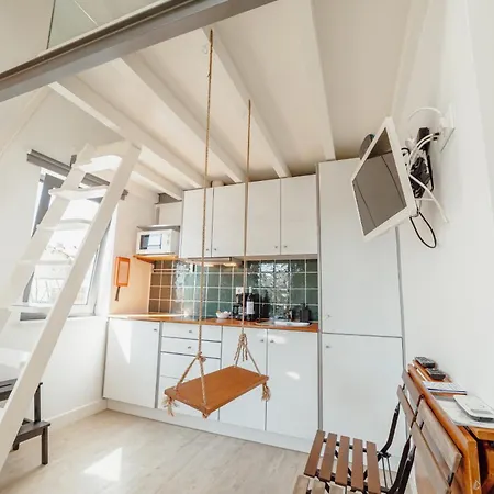 Mezzanine Stylish By Vacationy Porto