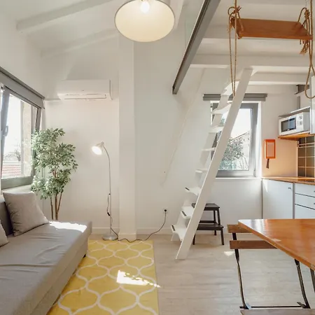 Mezzanine Stylish By Vacationy Apartment Porto