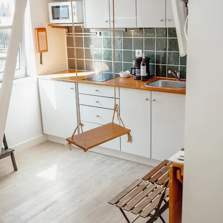 Apartment Mezzanine Stylish By Vacationy *
